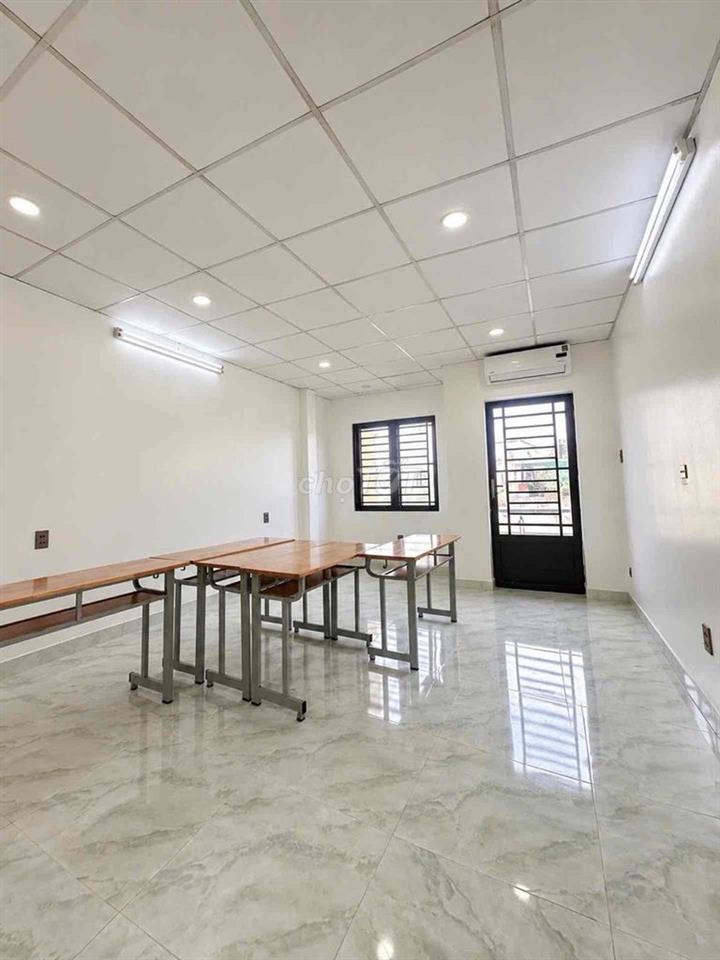 🔥Nhà Bờ Bao Tân Thắng HXH - Sát Aeon Tân Phú - Celadon - 4Tầng Mới 60m