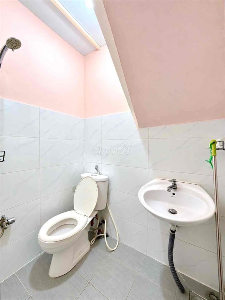 🔥 Nhà Hoàng Hoa Thám -Phan Đăng Lưu - Không QH , Hoàn Công đủ -sd 28m2