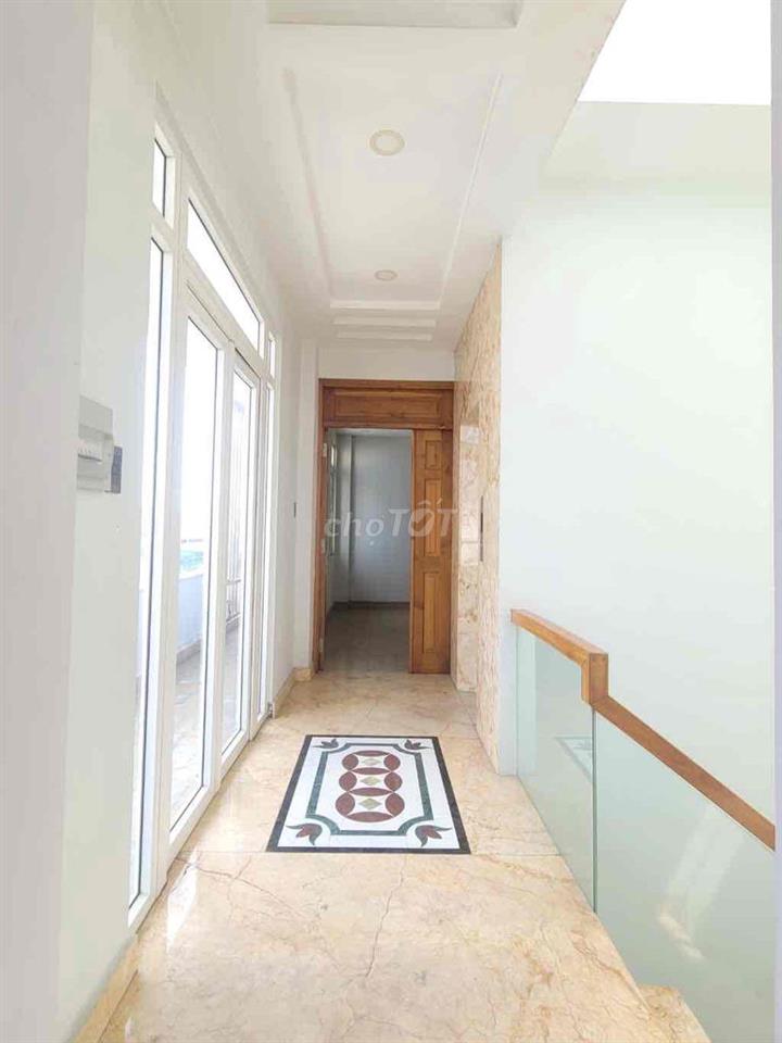 🏦 Nhà  Mặt Tiền Cộng Hoà Kinh Doanh Đa Ngành 5Tầng BTCT có Thang Máy-