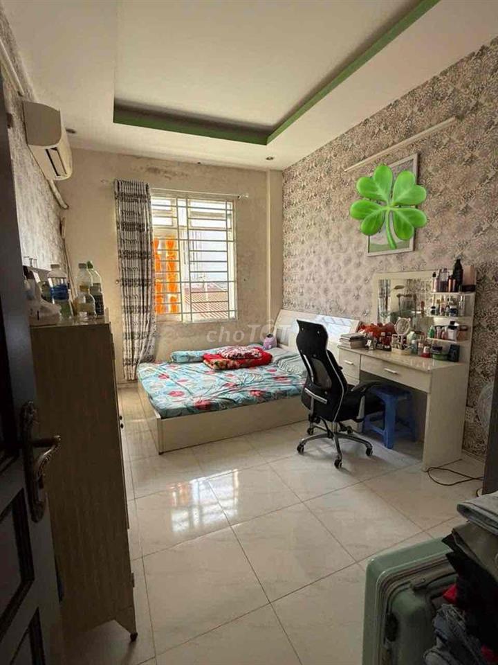 nhà phố 1344 lê văn lương nhà bè