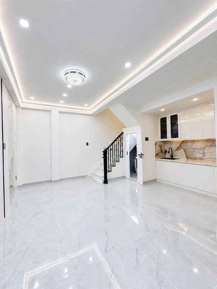 BÁN NHÀ HẺM ĐOÀN VĂN BƠ – P. KHÁNH HỘI, Q.4 | 4 TẦNG – 3PN – 4WC – SHR