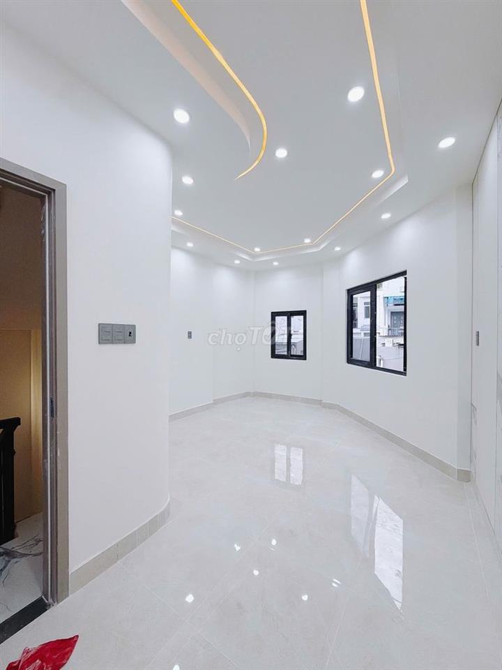 BÁN NHÀ HẺM ĐOÀN VĂN BƠ – P. KHÁNH HỘI, Q.4 | 4 TẦNG – 3PN – 4WC – SHR