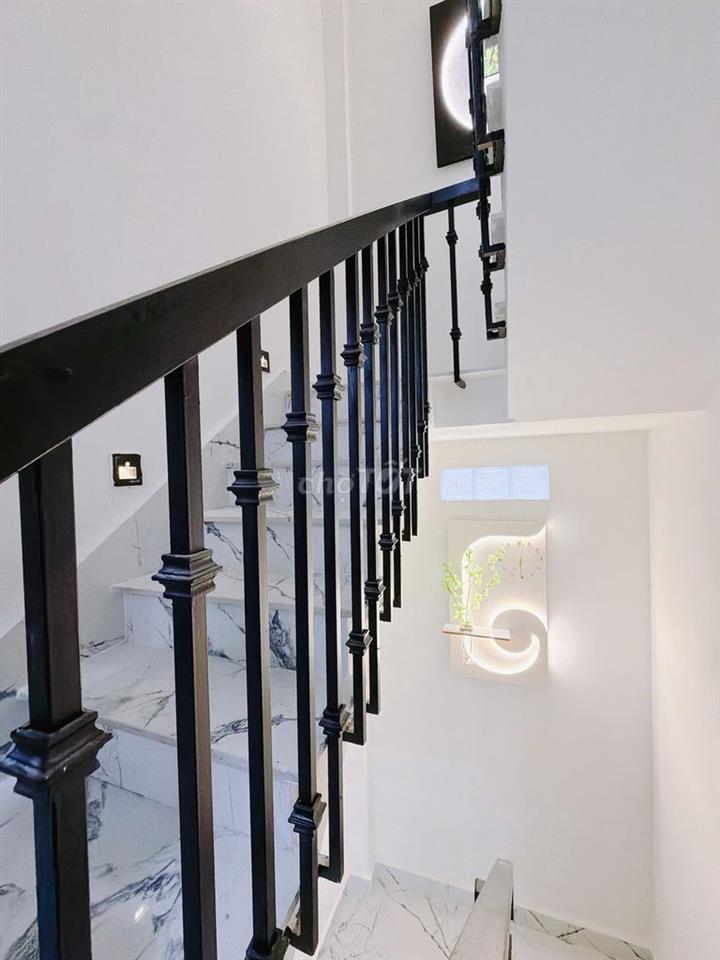 BÁN NHÀ HẺM ĐOÀN VĂN BƠ – P. KHÁNH HỘI, Q.4 | 4 TẦNG – 3PN – 4WC – SHR