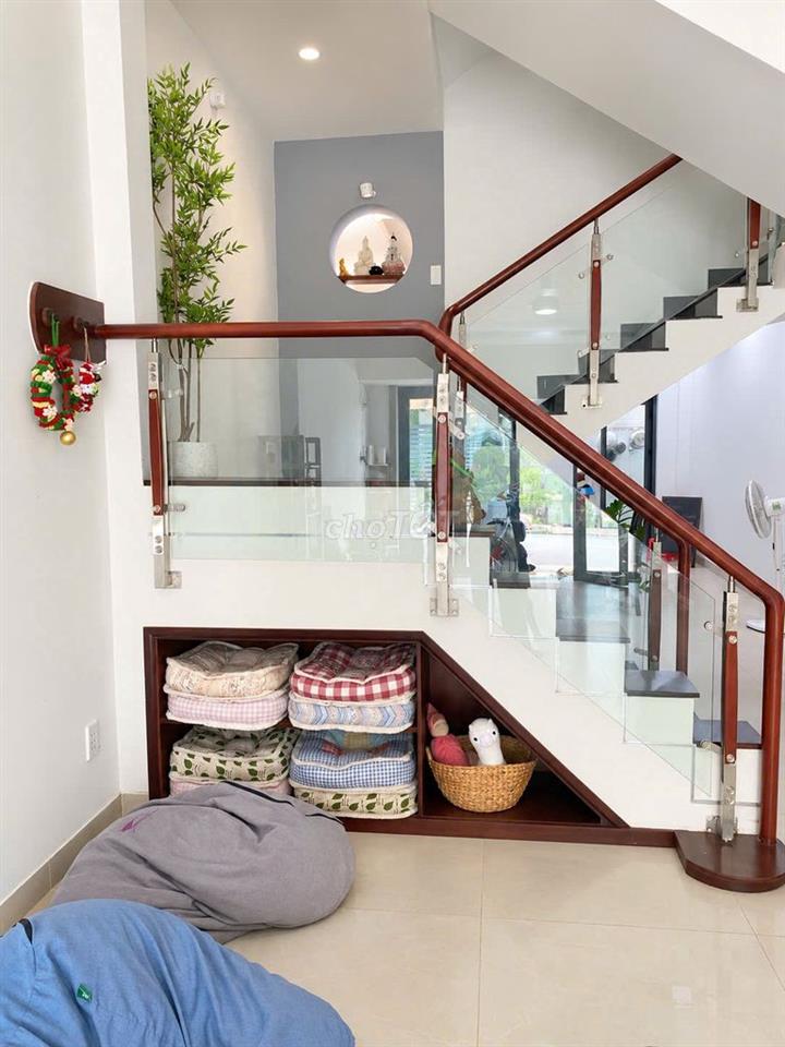 BÁN NHÀ MẶT TIỀN PHÚ THUẬN – P. PHÚ THUẬN