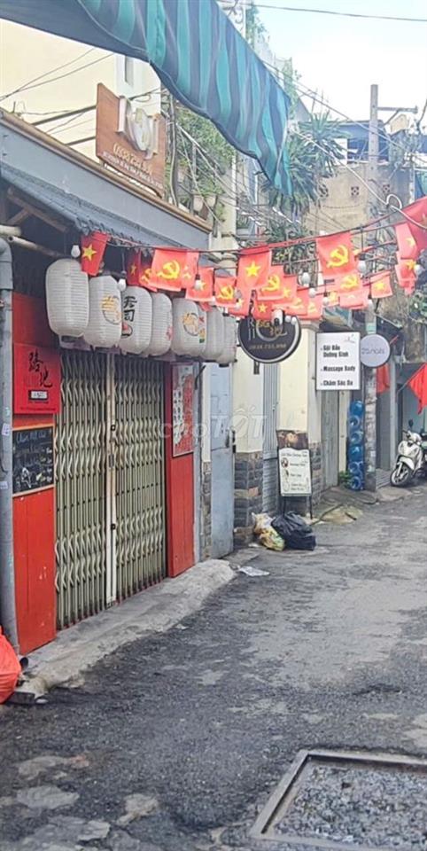 NHÀ HXH NGAY Q1 GẦN METRO VĂN THÁNH TIỆN MỞ CỬA HÀNG KINH DOANH