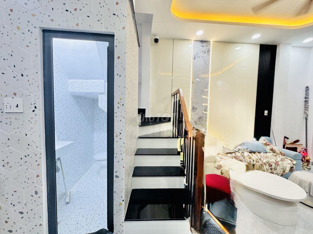 Nhà Chu Văn An — Chỉ 5,85 tỷ, mới đẹp, 3PN gần siêu thị, bx, bệnh viện