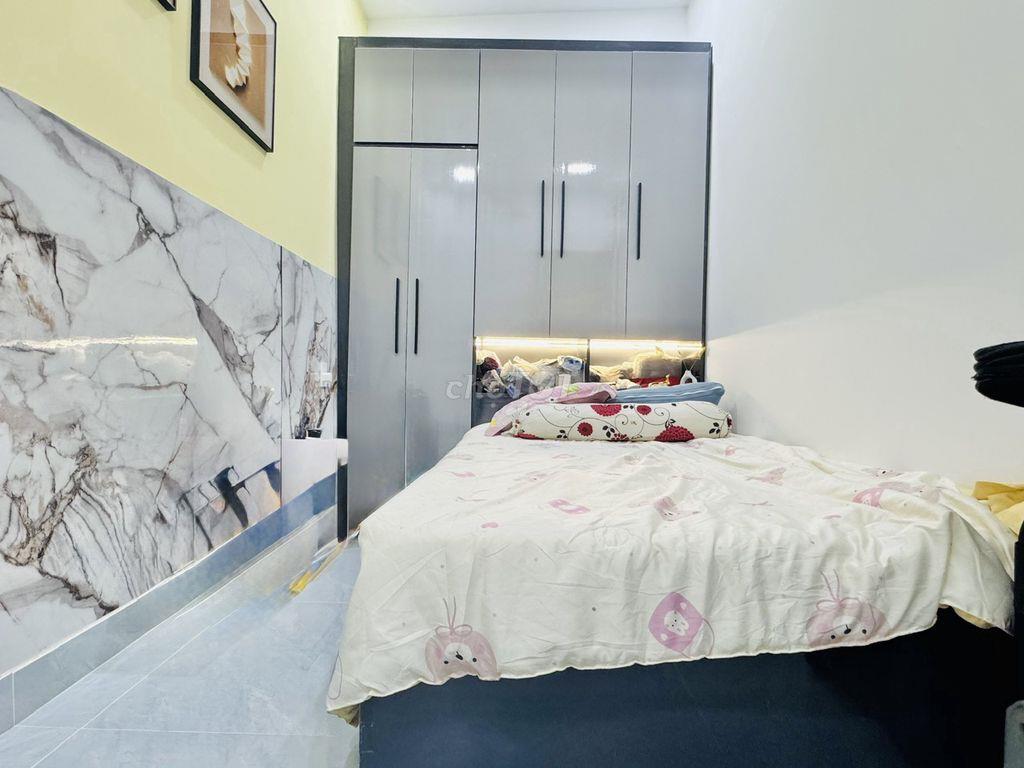 Nhà Chu Văn An — Chỉ 5,85 tỷ, mới đẹp, 3PN gần siêu thị, bx, bệnh viện