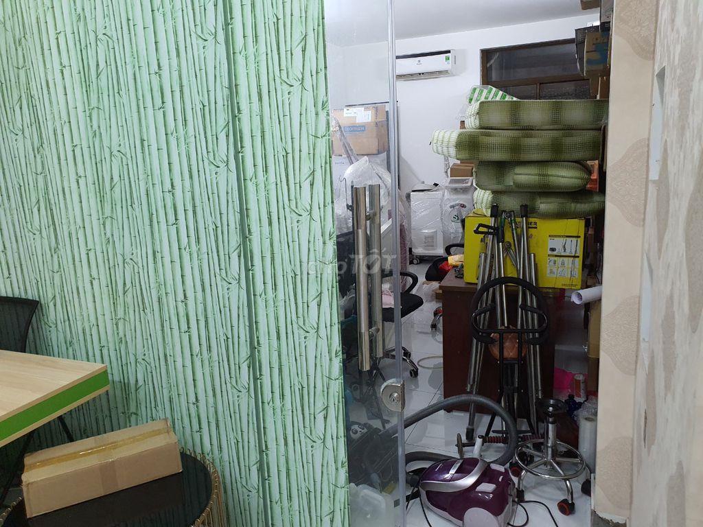 Nhà gần chợ , siêu thị , trường học , bệnh viện , sân bay...