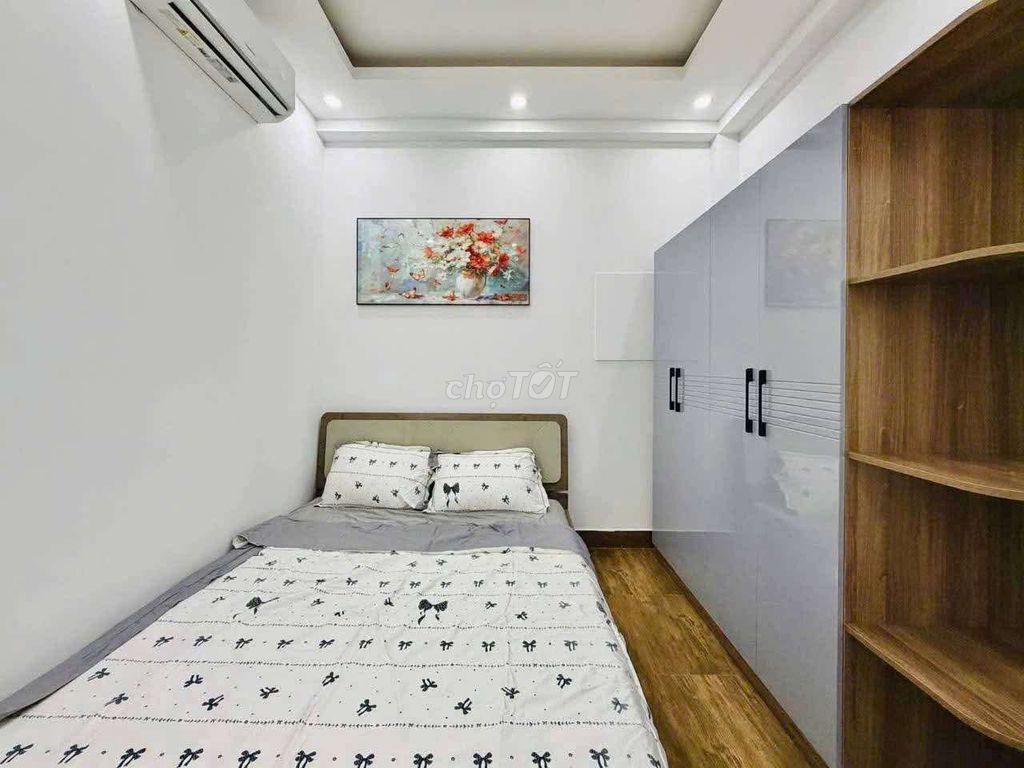 Bán nhà Quang Trung - 47m2 - 4Pngủ - Sát Mặt tiền