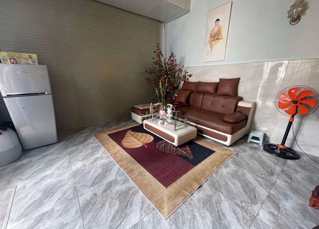 Nhà Phan Huy Ích - 61m² - hẻm xe tải thông - Sát Mặt tiền .