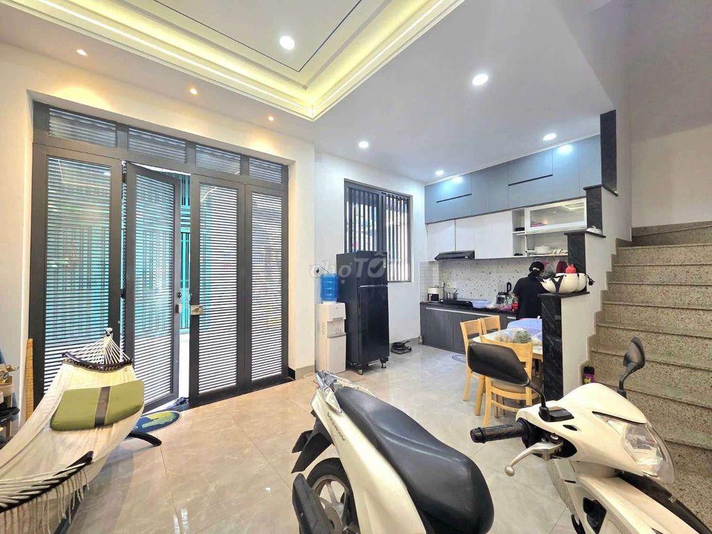 Bán Nhà Phan Huy Ích - 32m2 - 4 Tầng BTCT - Sát Emart .