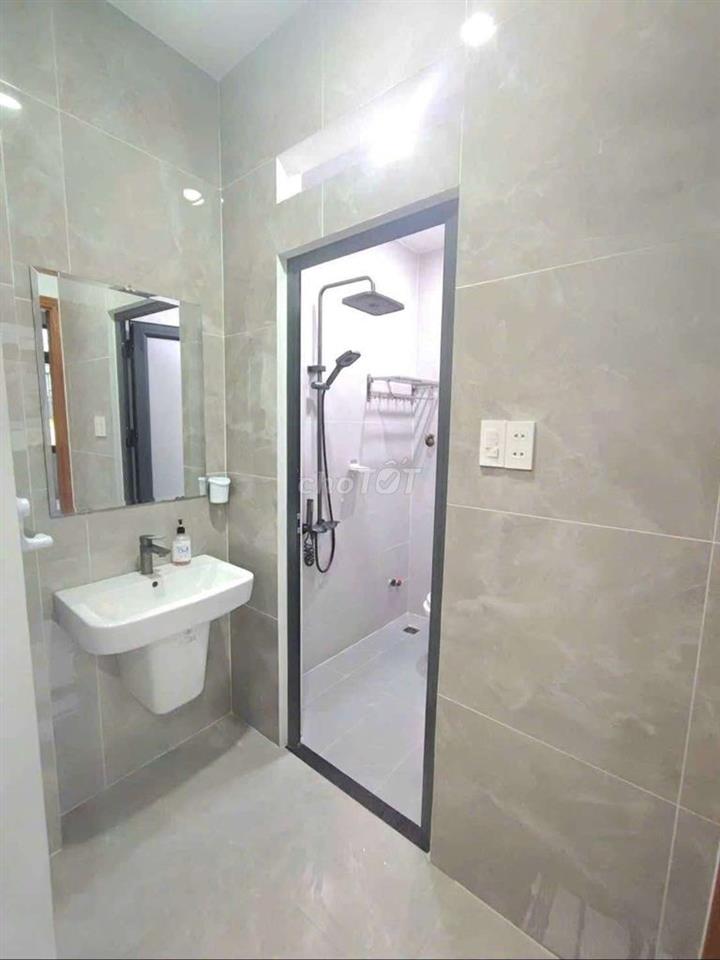 Bán Nhà Phan Huy Ích - 32m2 - 4 Tầng BTCT - Sát Emart .