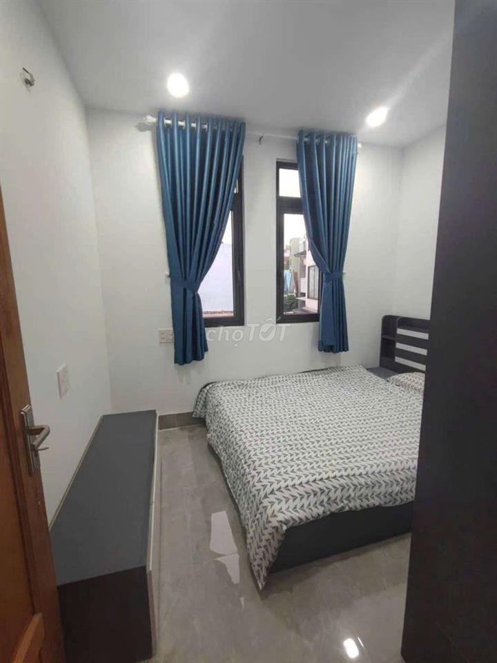Bán Nhà Phan Huy Ích - 32m2 - 4 Tầng BTCT - Sát Emart .