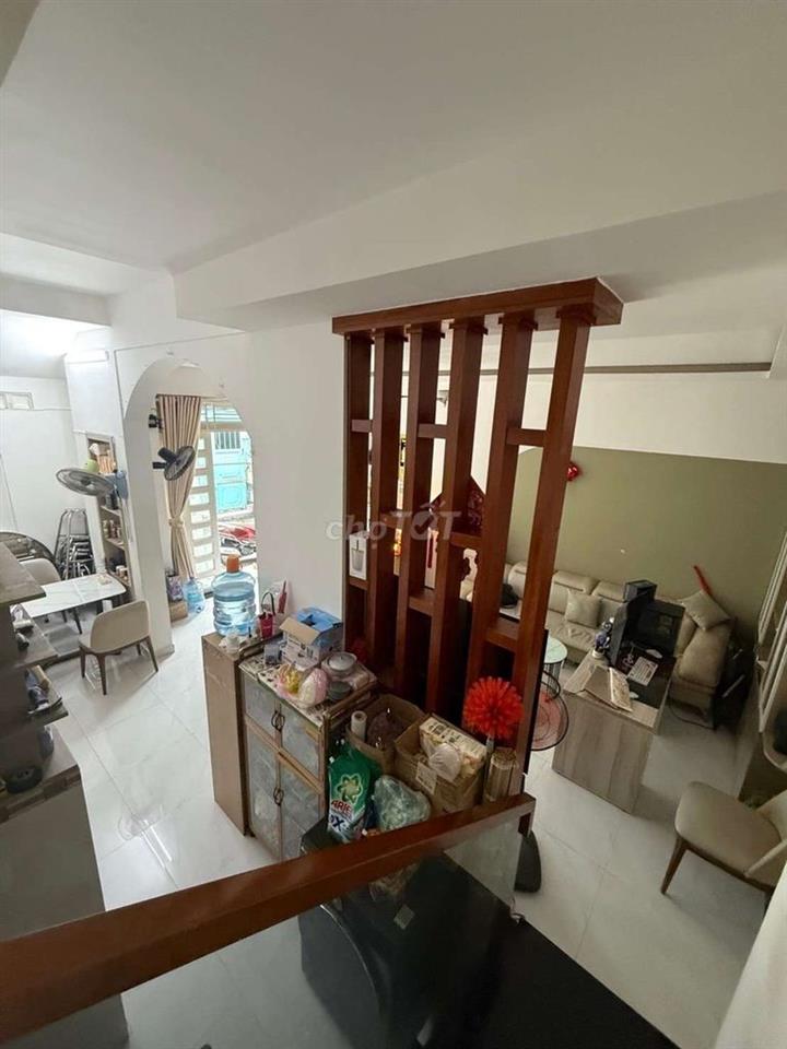 Sát Nguyễn Văn Khối - 53m2 -2 lầu - ngang 7m thoáng 
