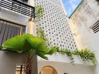 Nhà đẹp Nguyễn Văn Công - 4 tầng sân thượng - thiết kế đẹp