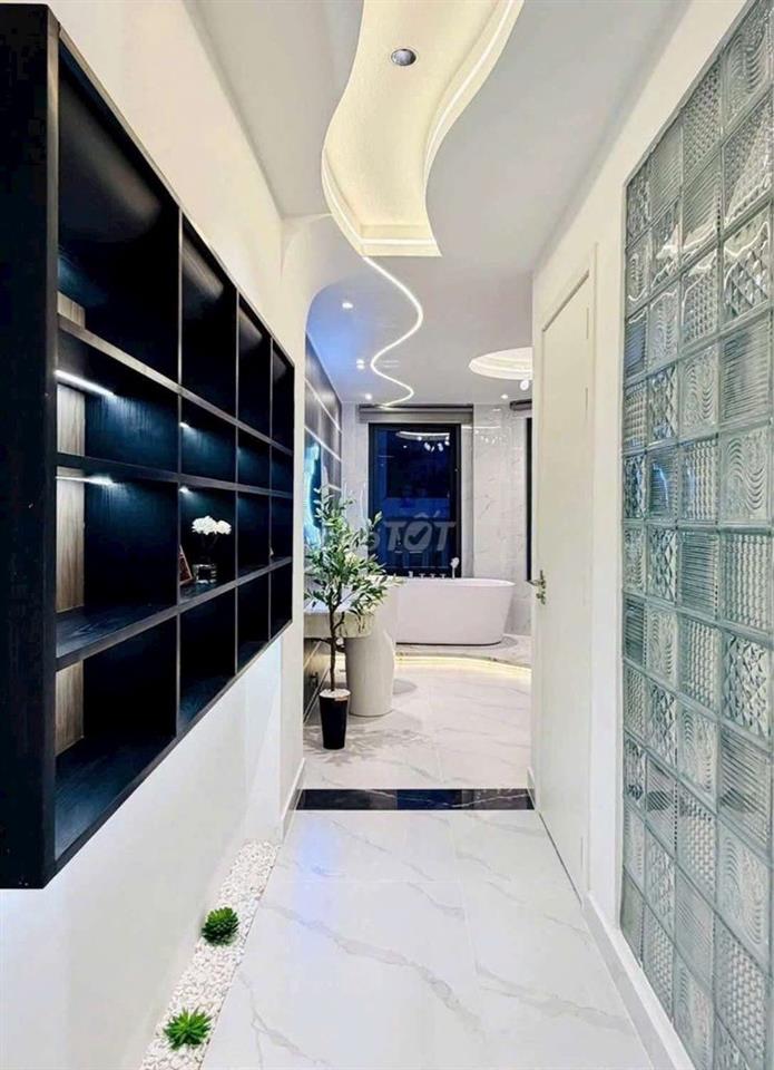 NHÀ 5 TẦNG CĂN GÓC THOÁNG - XÂY MỚI FULL NỘI THẤT LÊ VĂN THỌ 