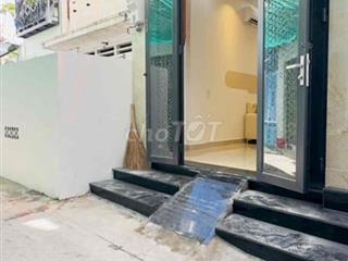 Nhà Khu P22 sát mé Thị Nghè liền kề Q1 sau lưng căn mặt tiền cần bán