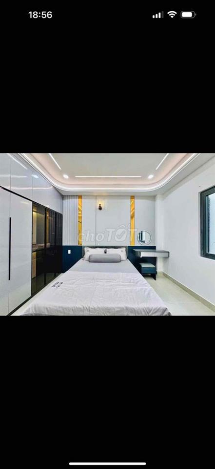 Nhà xây mới 100% sát mặt tiền đường ngay chợ Bà Chiểu P14 BT