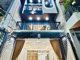 Nhà Hxh sát mặt tiền nhà thật giá thật đúng y hình ko phải AI cần bán