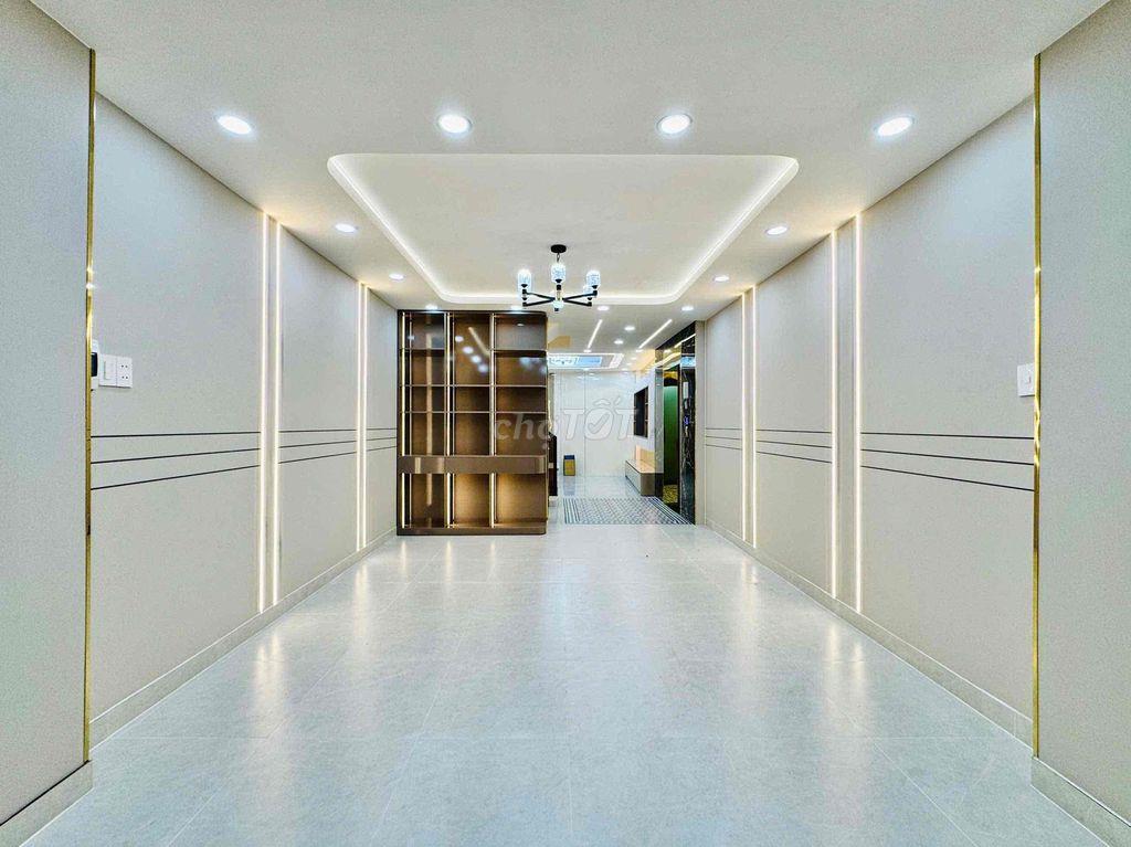 Nhà Hxh sát mặt tiền nhà thật giá thật đúng y hình ko phải AI cần bán