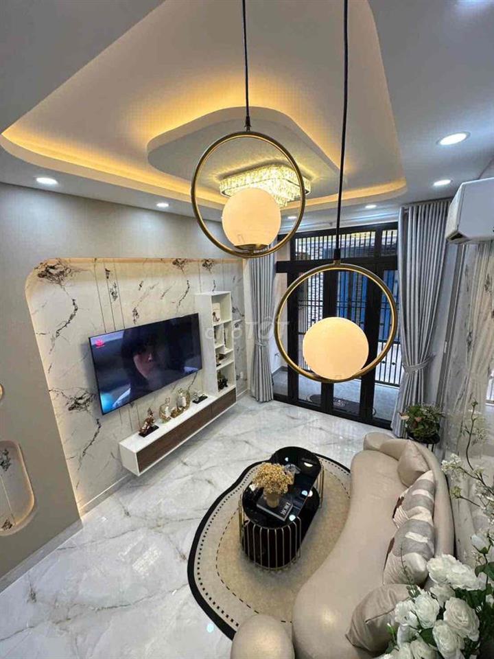 Nhà khu Phan Xích Long mới đẹp ngay sát bv Hoàn Mỹ ngay phố ẩm thực
