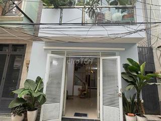 Nhà bán khu Phạm Văn Hai liền kề CMT8 hxh vào sát nhà khu đẹp