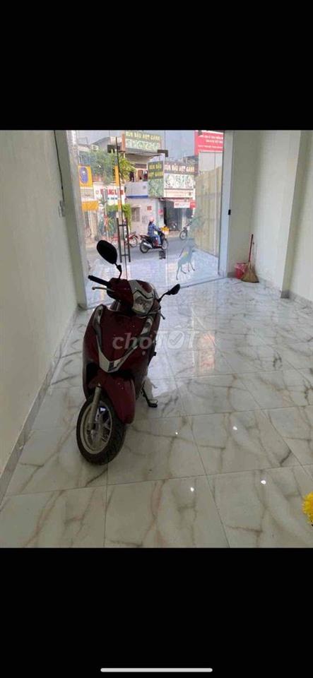 Nhà mặt tiền thang máy 7 tầng chính chủ cần bán khu Nguyễn Văn Đậu