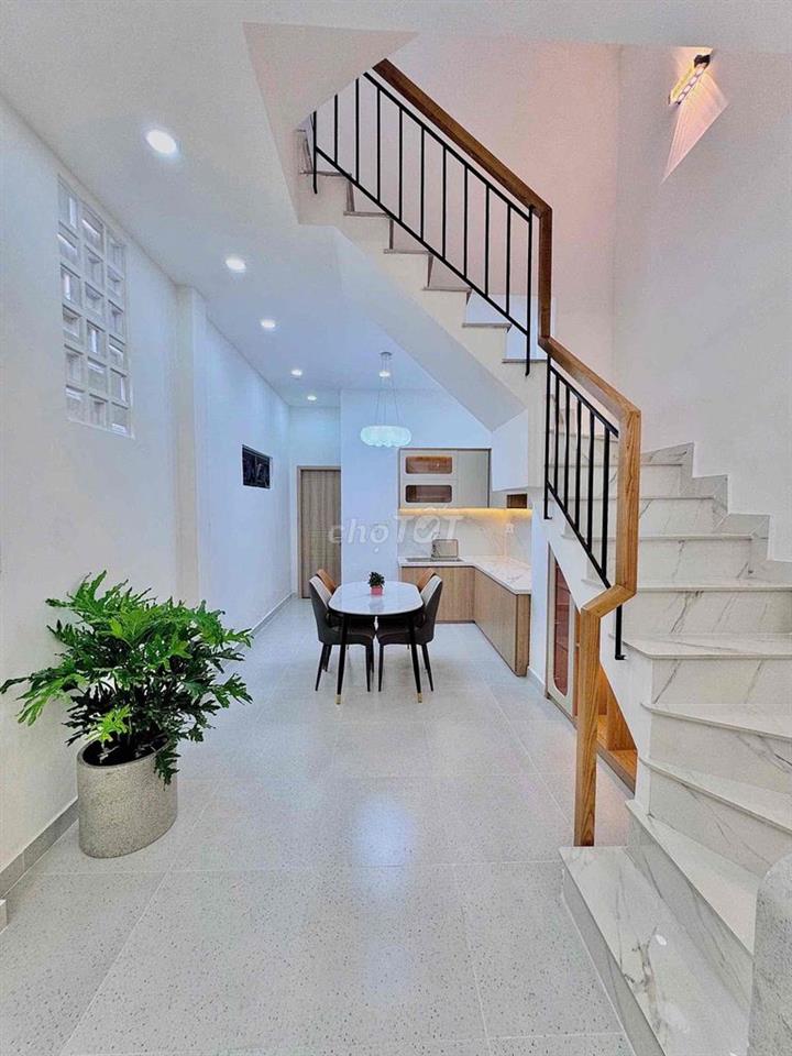 Nhà đẹp khu Hoàng Hoa Thám ít nhà bán liền kề Phan Đăng Lưu sát Q1