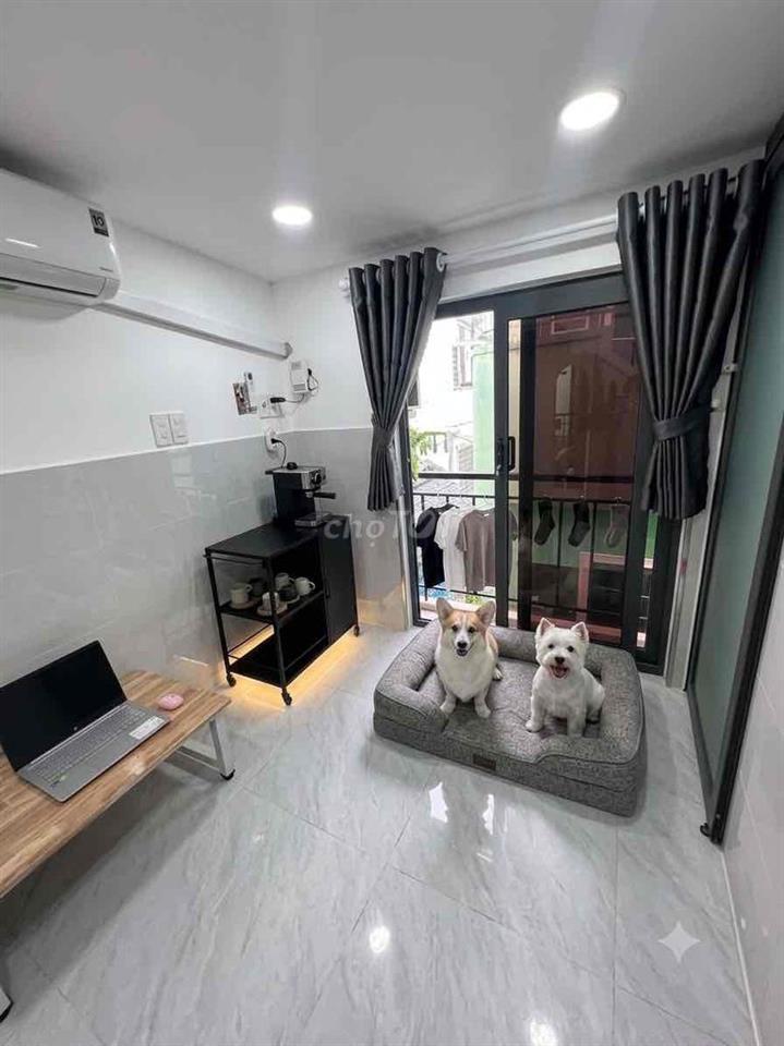 NHỈNH 2TỶ - NGÃ TƯ HÀNG XANH - HẺM 3M - 3TẦNG - 2PN - KẾ BÊN ĐẠI HỌC H