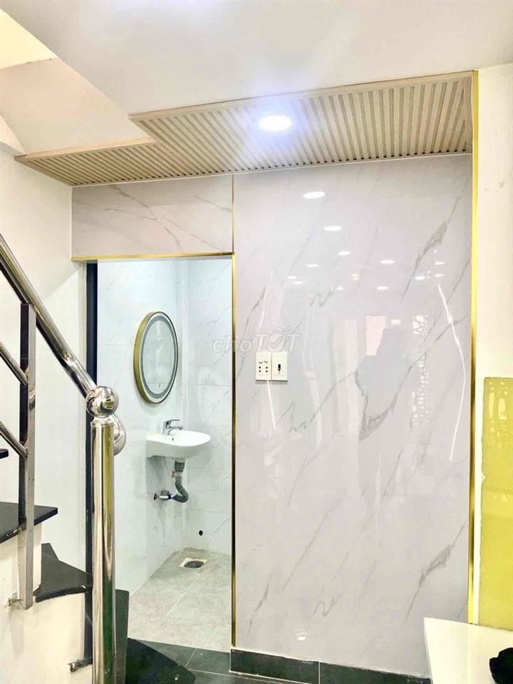 2TY6x CÓ NHÀ NGAY NGÃ TƯ HÀNG XANH - GẦN CÁC TRƯỜNG ĐẠI HỌC - 2PN - HO
