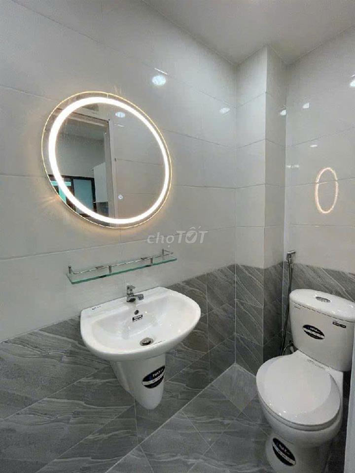 3.72 tỷ mà có nhà mới đẹp ngay trung tâm Bình Thạnh… giờ còn mấy căn?