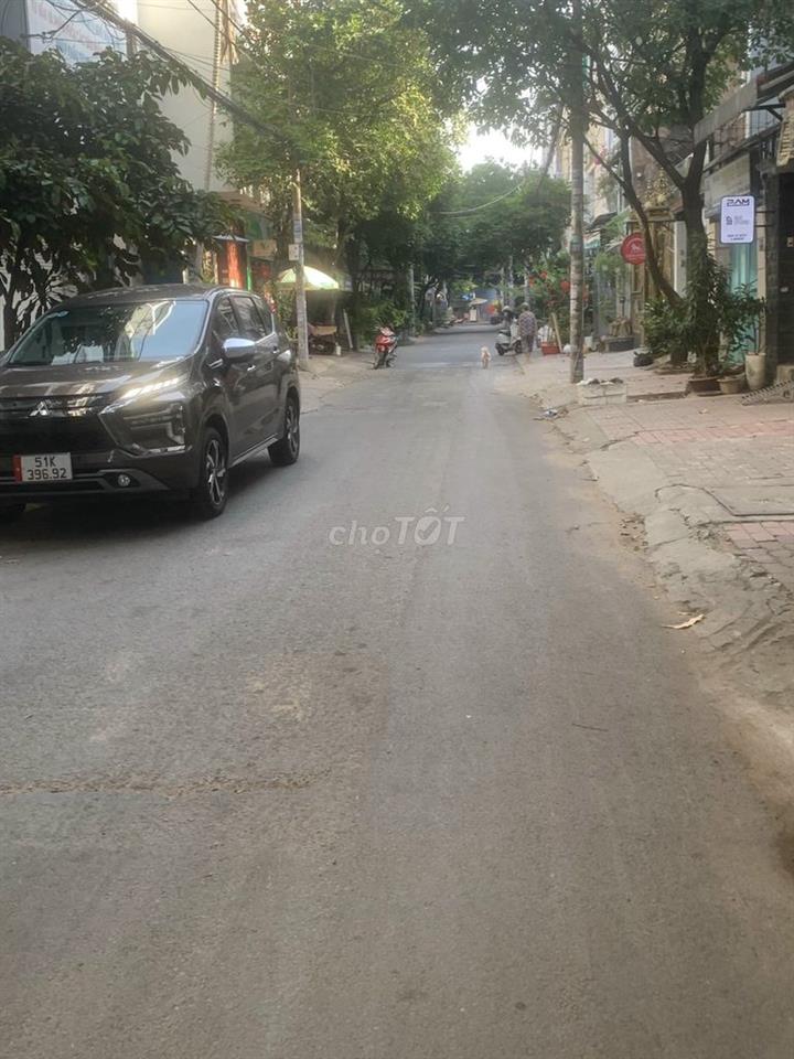 Giá tốt mua để ở hoặc để đầu tư có sẵn dòng tiền.
