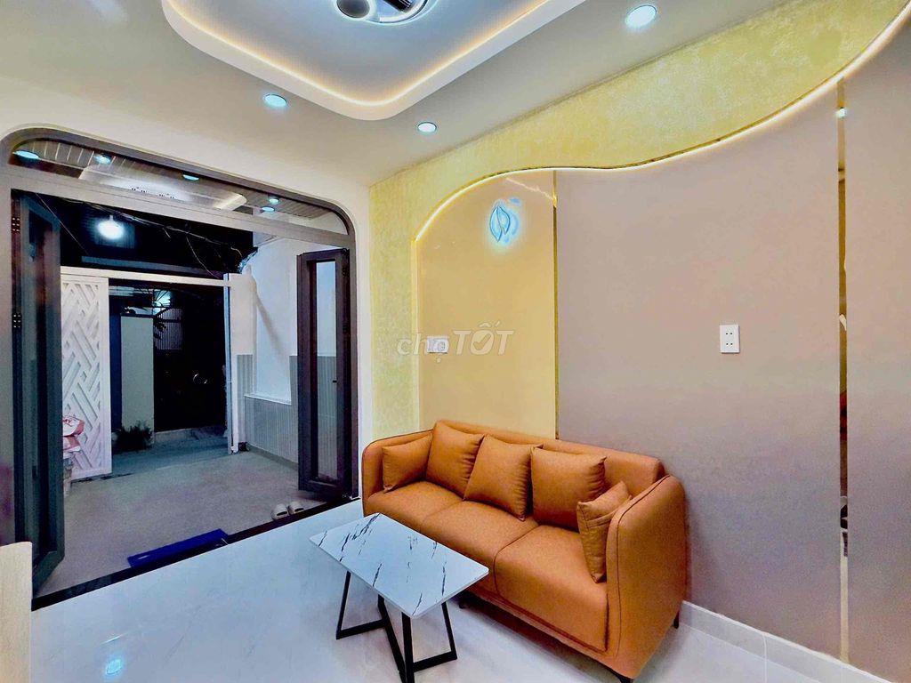 NHÀ ĐẸP KHU TRUNG TÂM BÌNH THẠNH NGAY VÒNG XOAY HÀNG XANH