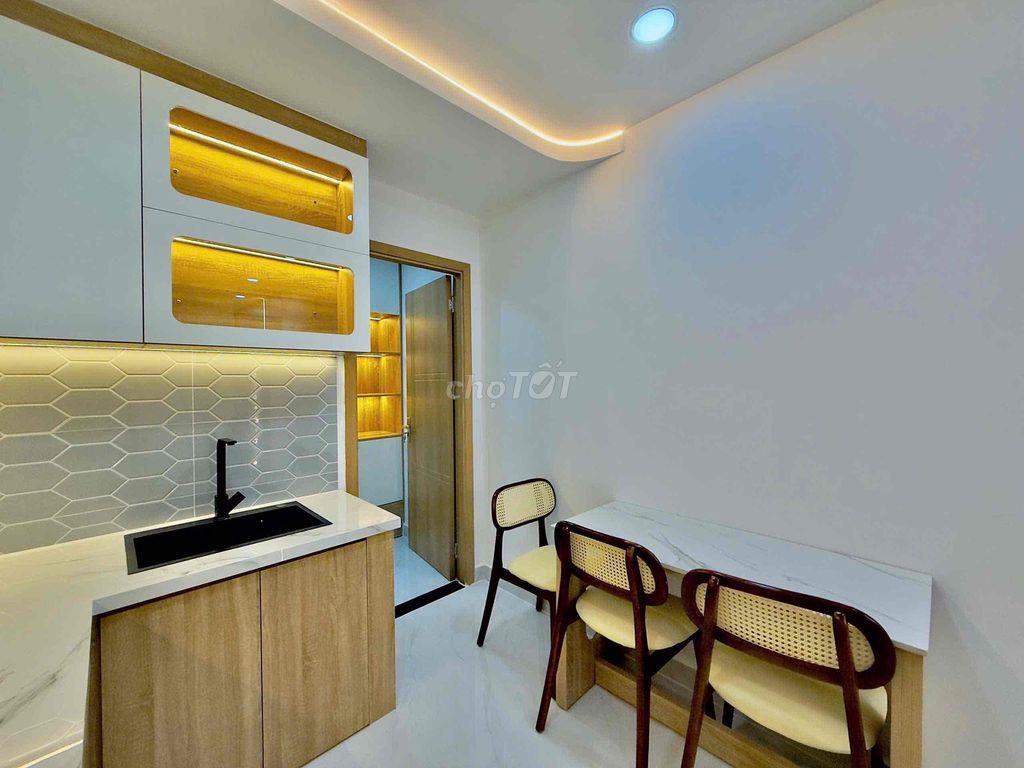 NHÀ ĐẸP KHU TRUNG TÂM BÌNH THẠNH NGAY VÒNG XOAY HÀNG XANH