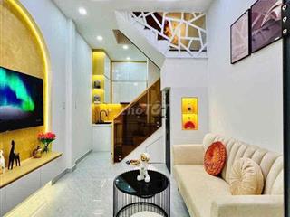 kẹt tiền bán gấp nhà bình thạnh sổ hồng riêng chỉ 2 tỷ 475