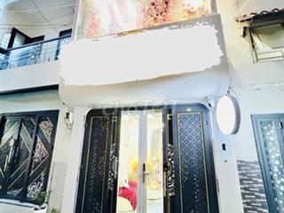 Nhà Đẹp 2 Tầng BTCT - HXH- CMT8