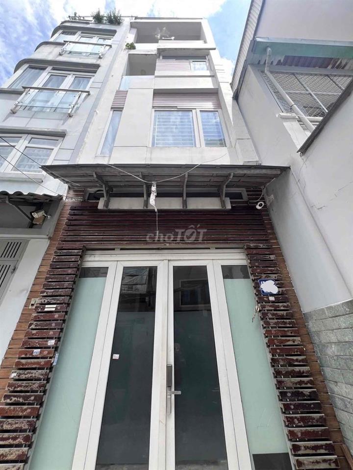 Nhà 4 Tầng 6PN - Ngang Gần 4m - Hẻm 5m - Nguyễn Tri Phương Q.10