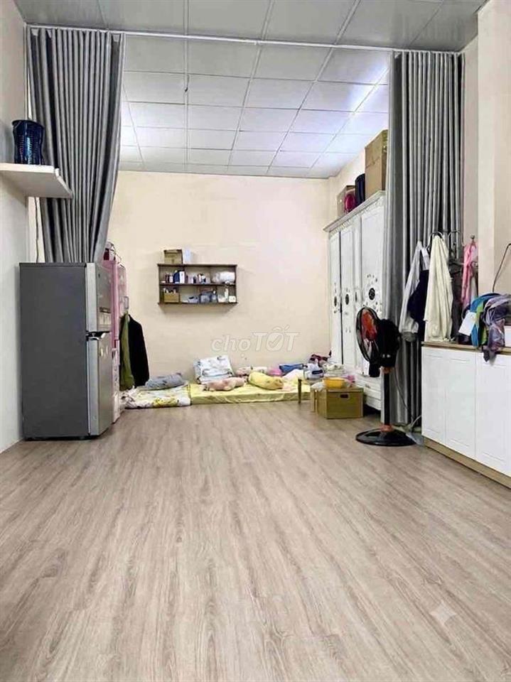 Diện Tích CN 55 m² - Nguyễn Trãi Q.5
