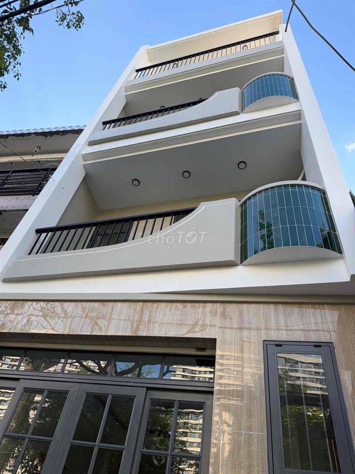 Nhà Mặt Tiền Trung Tâm Q.8 - Ngang Khủng Gần 5m