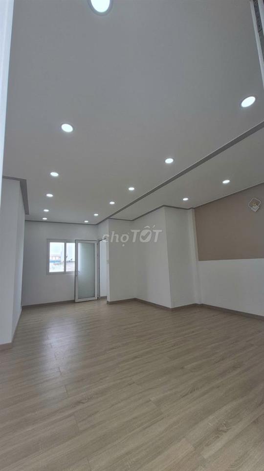 Ngang 6m - CN 42 m² - Trung Tâm Q.8  Sát King Coffee