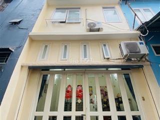 Nhỉnh 4 Tỷ - NGANG GẦN 5M - Sát MT - Phan Văn Trị Q.5 