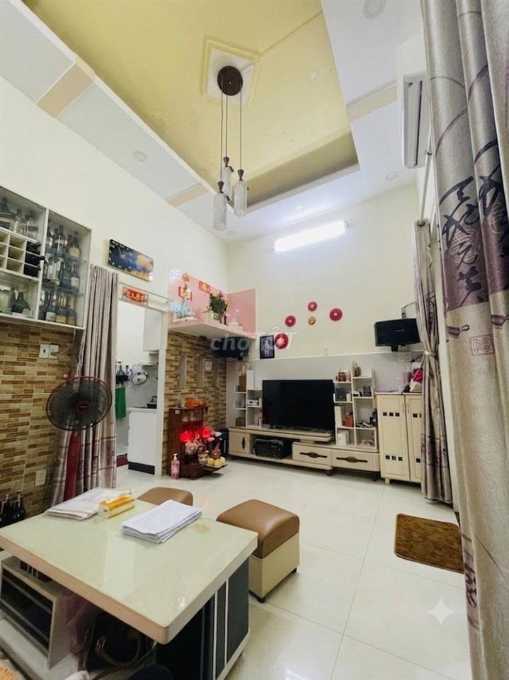 Nhỉnh 4 Tỷ - NGANG GẦN 5M - Sát MT - Phan Văn Trị Q.5 