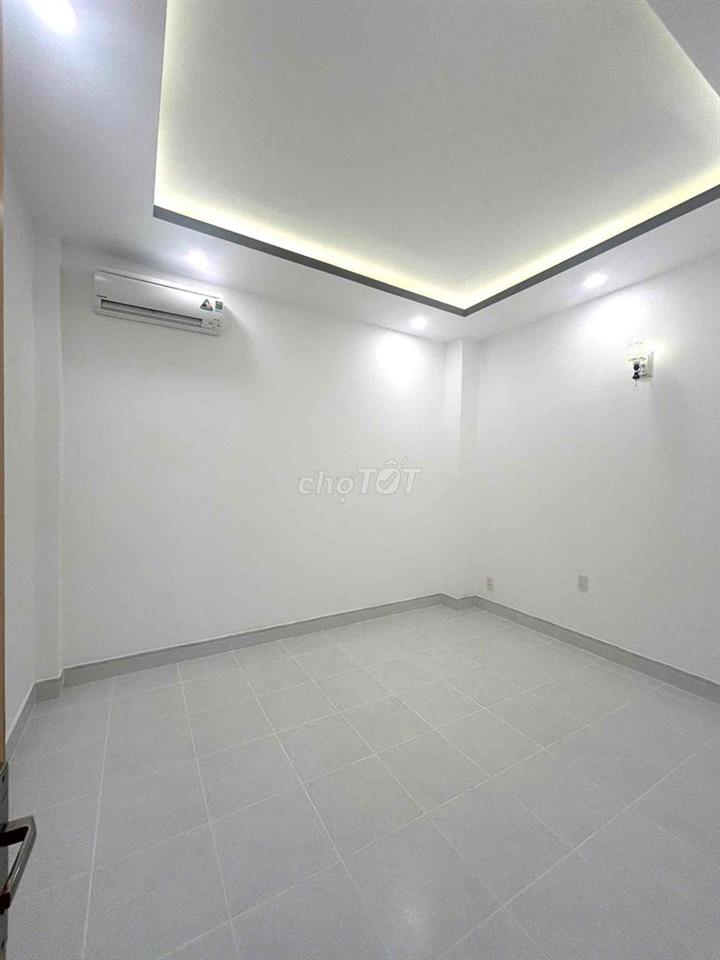 Nhà Mới 3 Tầng - Ngang >4m - CN 50m²- Trung Tâm Q.8