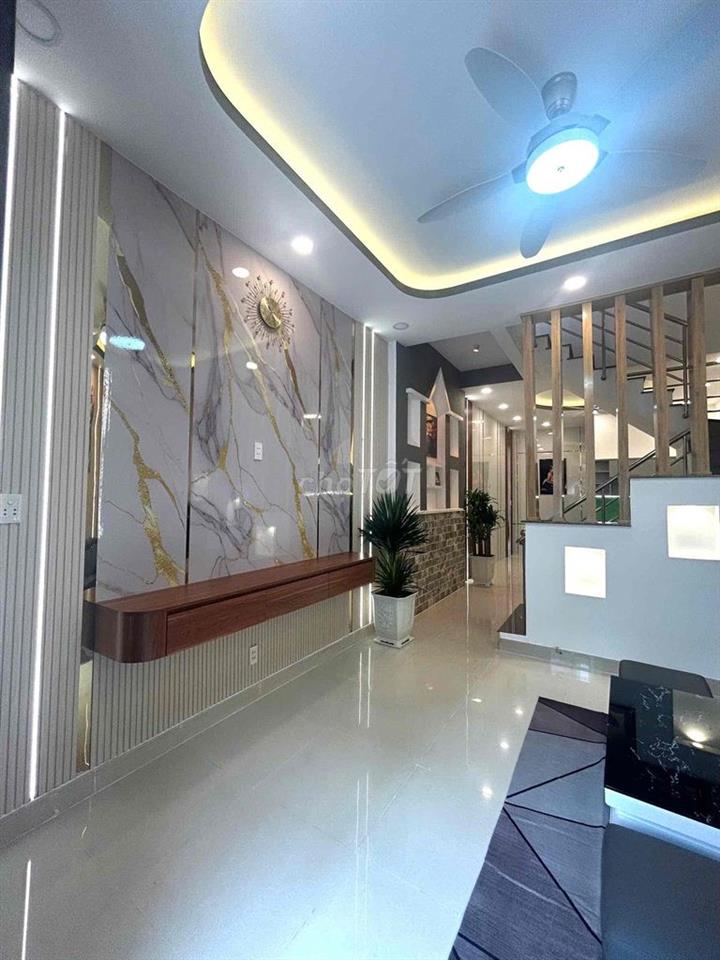 Nhà Mới 3 Tầng - Ngang >4m - CN 50m²- Trung Tâm Q.8
