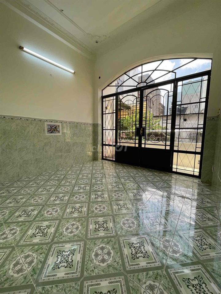 Nhà 3 Tầng BTCT - 126 m² SD - Lê Đại Hành Q.11 - Hẻm 3m5 - Nhỉnh 5 Tỷ