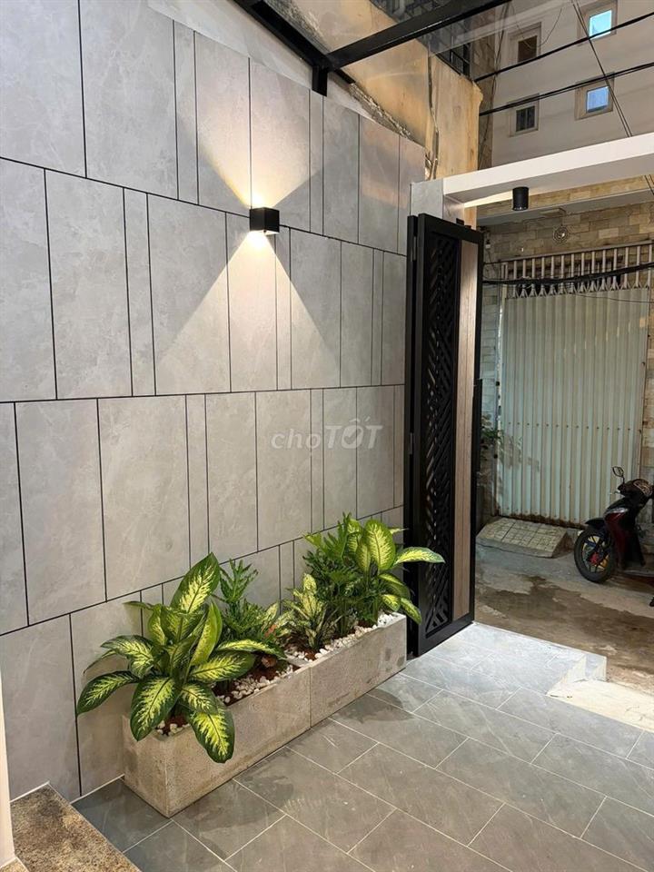 Sau Lưng MT Nguyễn Duy Q.8, 5 Tầng BTCT