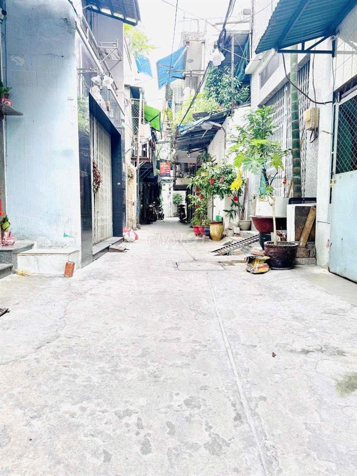 Chỉ 5,2 Tỷ - Ngang Gần 5m - Hẻm 4M - 3 Tầng - Trung Tâm Q.11