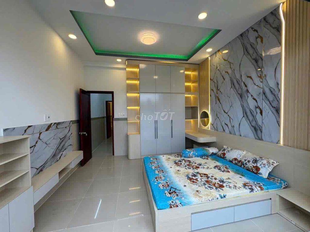 🔥Hơn 100 m² Nhà Đẹp 5PN HXH Mà Giá Chỉ Hơn 6 Đồng