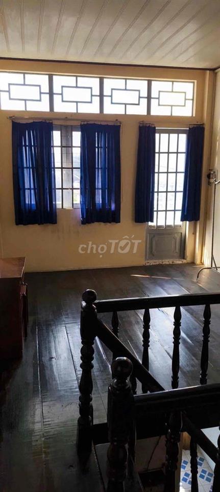 Cần Bán Rất Gấp - Nhà Diện Tích Khủng