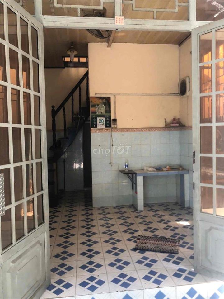 Cần Bán Rất Gấp - Nhà Diện Tích Khủng
